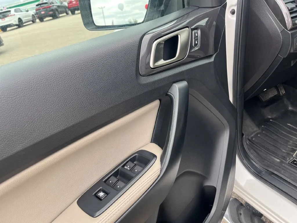 Ford Ranger photo 13
