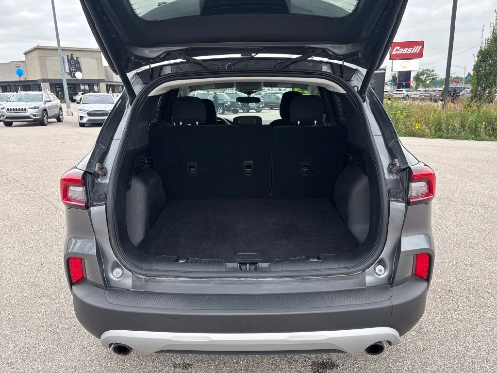 Ford Escape photo 28