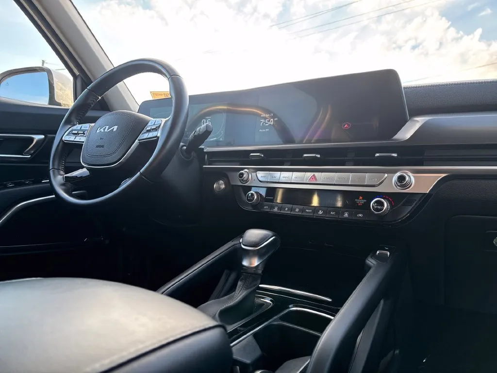 Kia Telluride photo 24