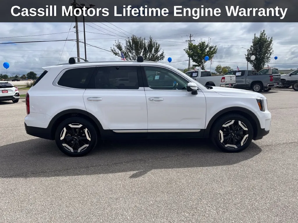 Kia Telluride photo 8