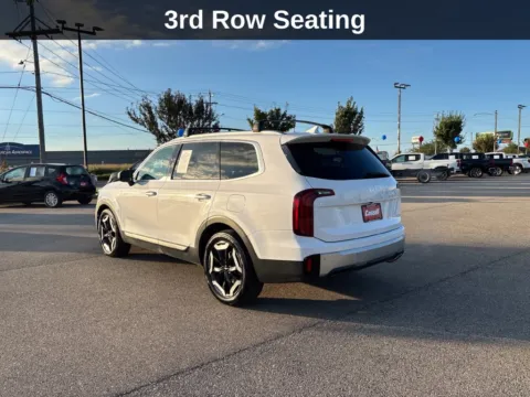 Another view of 2024 Kia Telluride S for sale in Cedar Rapids, IA at Cassill Motors