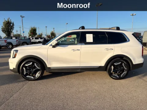 Photos of 2024 Kia Telluride S for sale in Cedar Rapids, IA at Cassill Motors