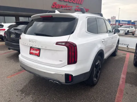 More photos of 2024 Kia Telluride S at Cassill Motors, IA