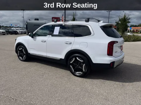 Another view of 2024 Kia Telluride S for sale in Cedar Rapids, IA at Cassill Motors