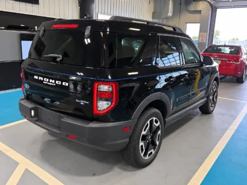 More photos of 2021 Ford Bronco Sport Outer Banks at Cassill Motors, IA