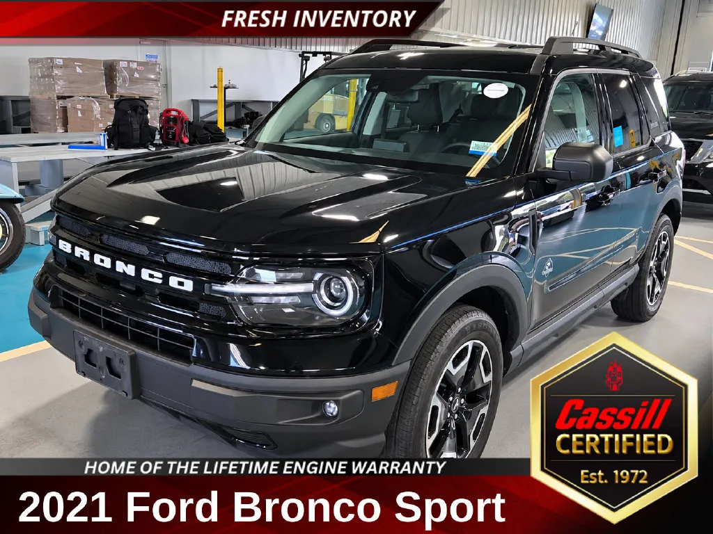 Black 2021 Ford Bronco Sport Outer Banks for sale in Cedar Rapids, IA