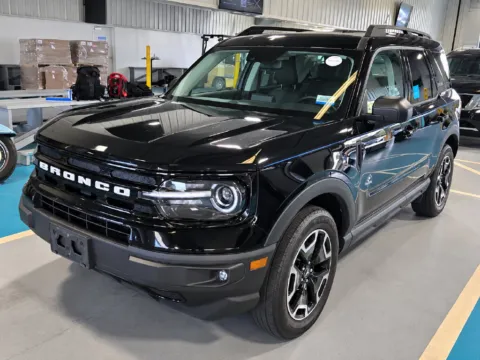 Photos of 2021 Ford Bronco Sport Outer Banks for sale in Cedar Rapids, IA at Cassill Motors