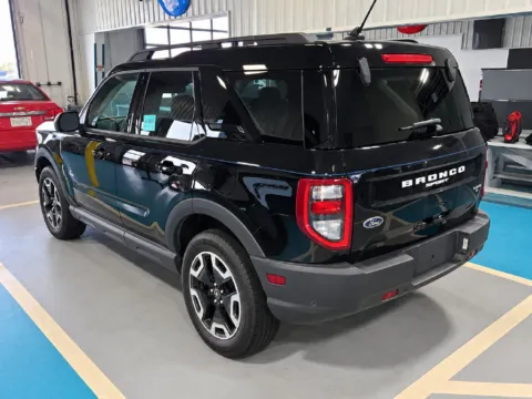Photos of 2021 Ford Bronco Sport Outer Banks for sale in Cedar Rapids, IA at Cassill Motors