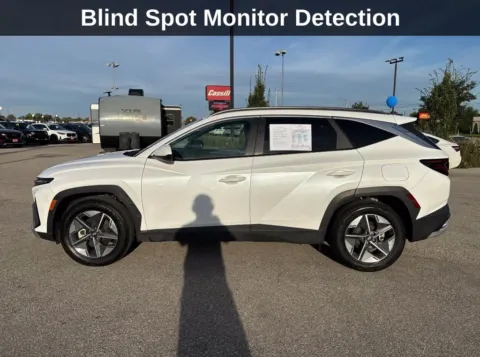 Photos of 2025 Hyundai Tucson SEL for sale in Cedar Rapids, IA at Cassill Motors