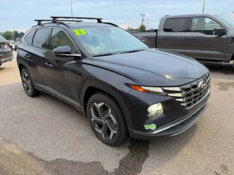 More photos of 2023 Hyundai Tucson Plug-In Hybrid Limited at Cassill Motors, IA
