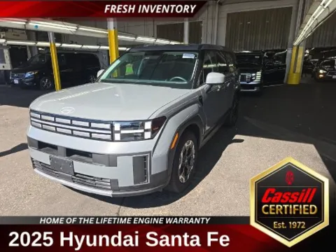 Gray 2025 Hyundai Santa Fe SE for sale in Cedar Rapids, IA