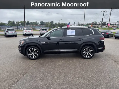 Photos of 2026 Volkswagen Atlas SEL Premium R-Line for sale in Cedar Rapids, IA at Cassill Motors