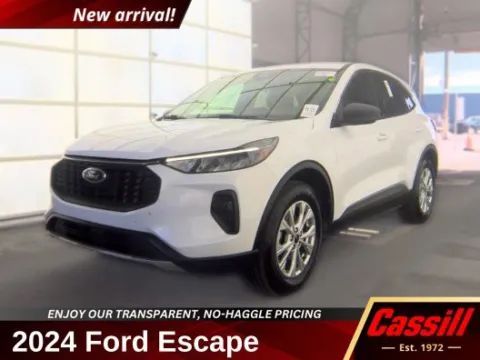 White 2024 Ford Escape Active for sale in Cedar Rapids, IA