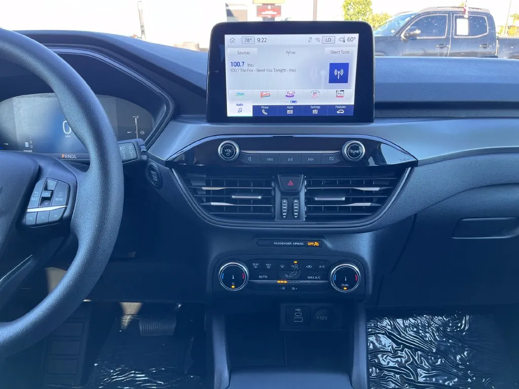 Ford Escape photo 24