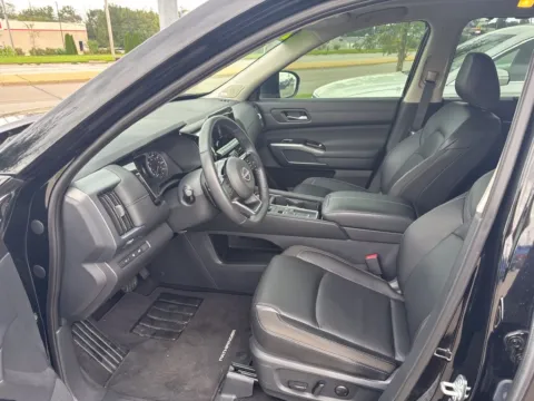 More photos of 2025 Nissan Pathfinder SL at Cassill Motors, IA