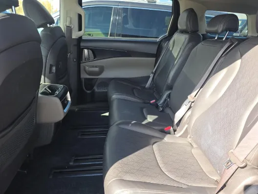 Kia Carnival photo 13