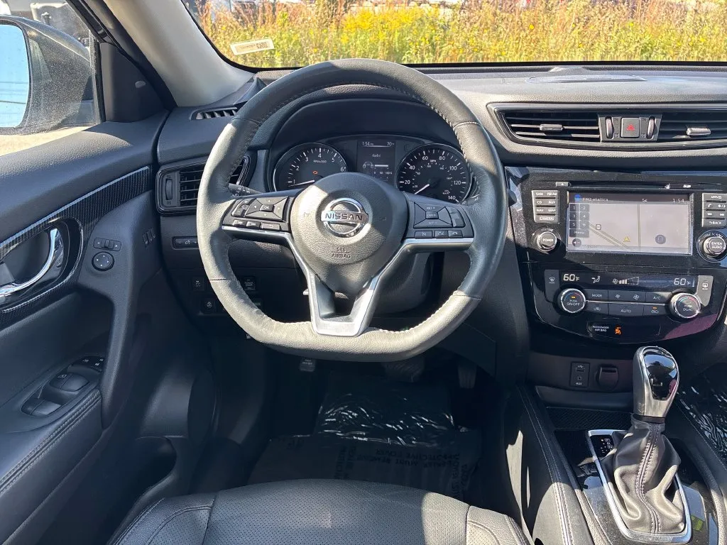Nissan Rogue photo 17