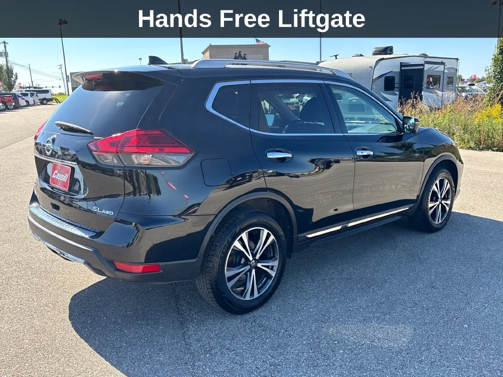 Nissan Rogue photo 6