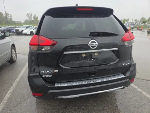 More photos of 2017 Nissan Rogue SL at Cassill Motors, IA