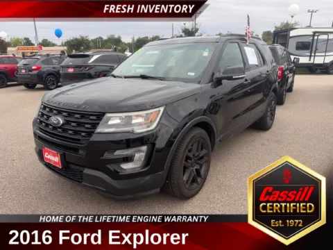 Black 2016 Ford Explorer Sport for sale in Cedar Rapids, IA