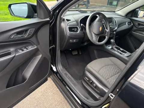 Photos of 2019 Chevrolet Equinox LT for sale in Cedar Rapids, IA at Cassill Motors