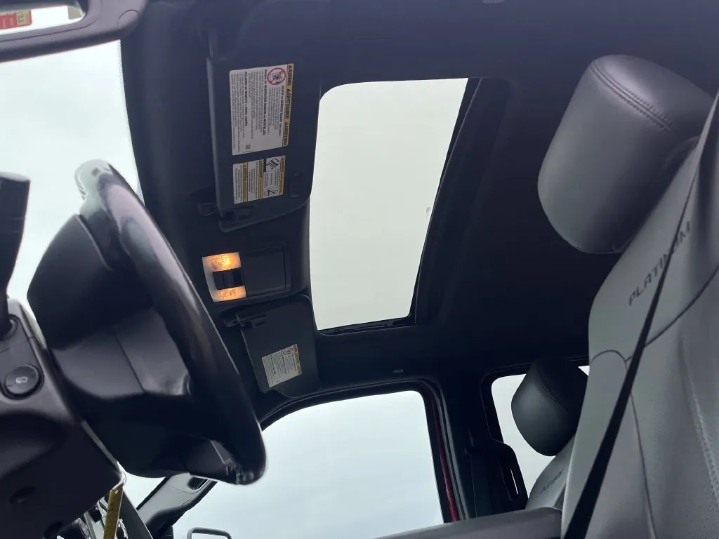 Ford F-250SD photo 27