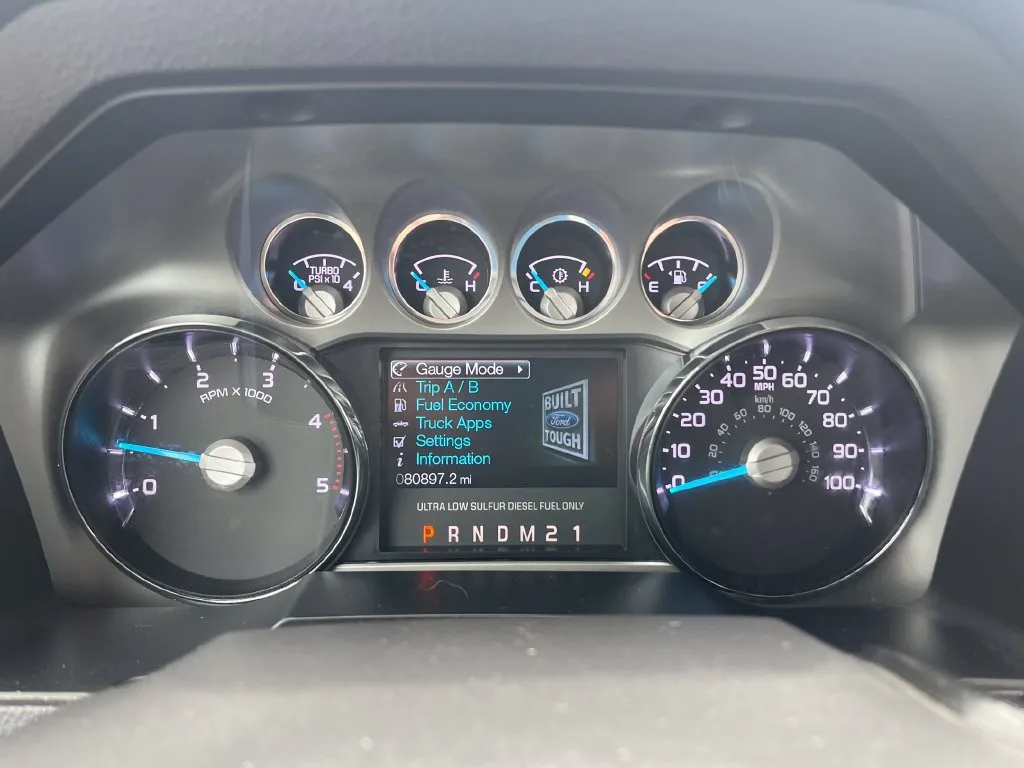 Ford F-250SD photo 19