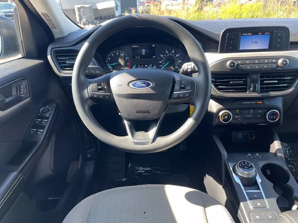 Ford Escape photo 17