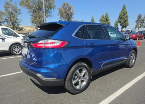 More photos of 2023 Ford Edge SEL at Cassill Motors, IA