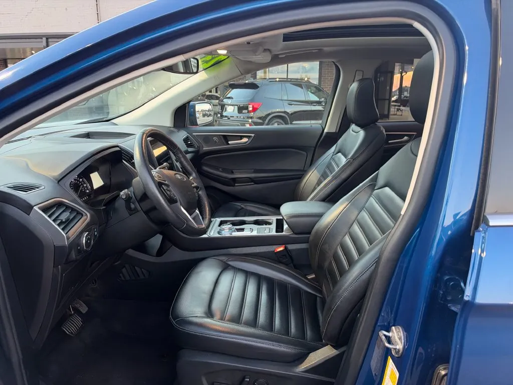 Ford Edge photo 6
