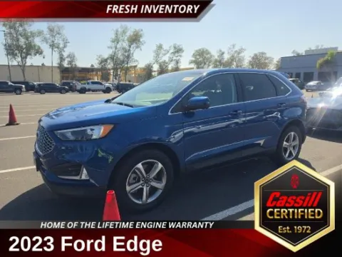 Blue 2023 Ford Edge SEL for sale in Cedar Rapids, IA