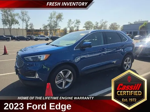 Blue 2023 Ford Edge SEL for sale in Cedar Rapids, IA