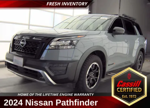 Black 2024 Nissan Pathfinder Rock Creek for sale in Cedar Rapids, IA