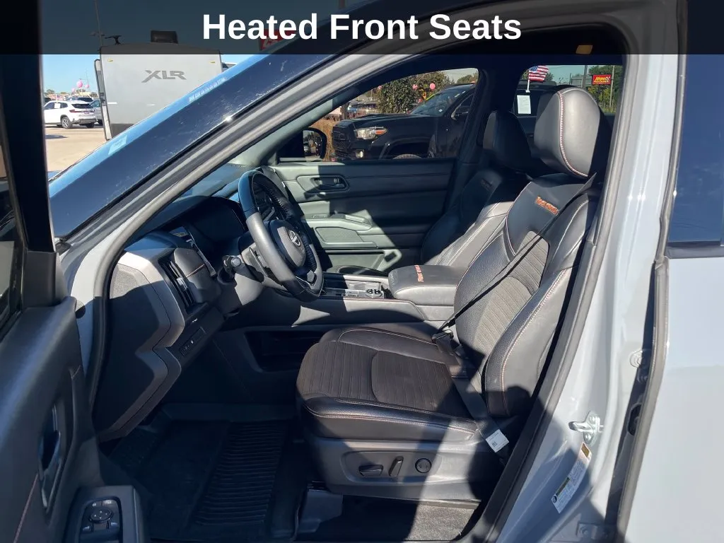 Nissan Pathfinder photo 12