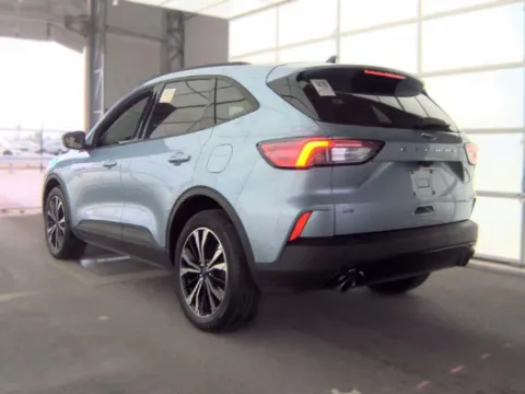 Photos of 2022 Ford Escape SE for sale in Cedar Rapids, IA at Cassill Motors