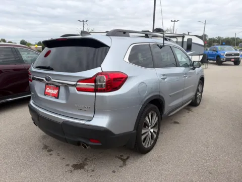 More photos of 2022 Subaru Ascent Limited at Cassill Motors, IA