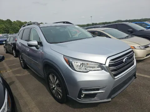 More photos of 2022 Subaru Ascent Limited at Cassill Motors, IA