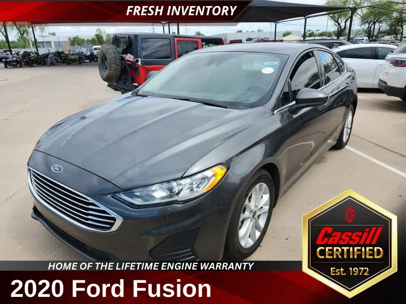 Gray 2020 Ford Fusion SE for sale in Cedar Rapids, IA