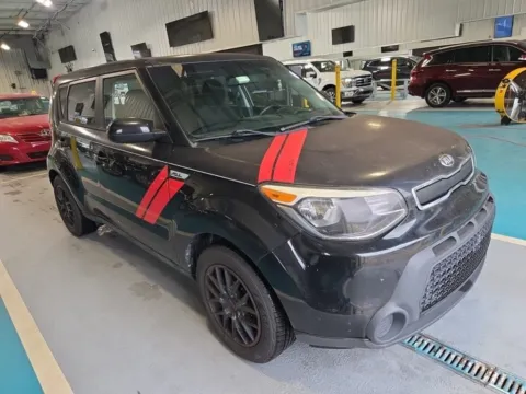More photos of 2016 Kia Soul at Cassill Motors, IA