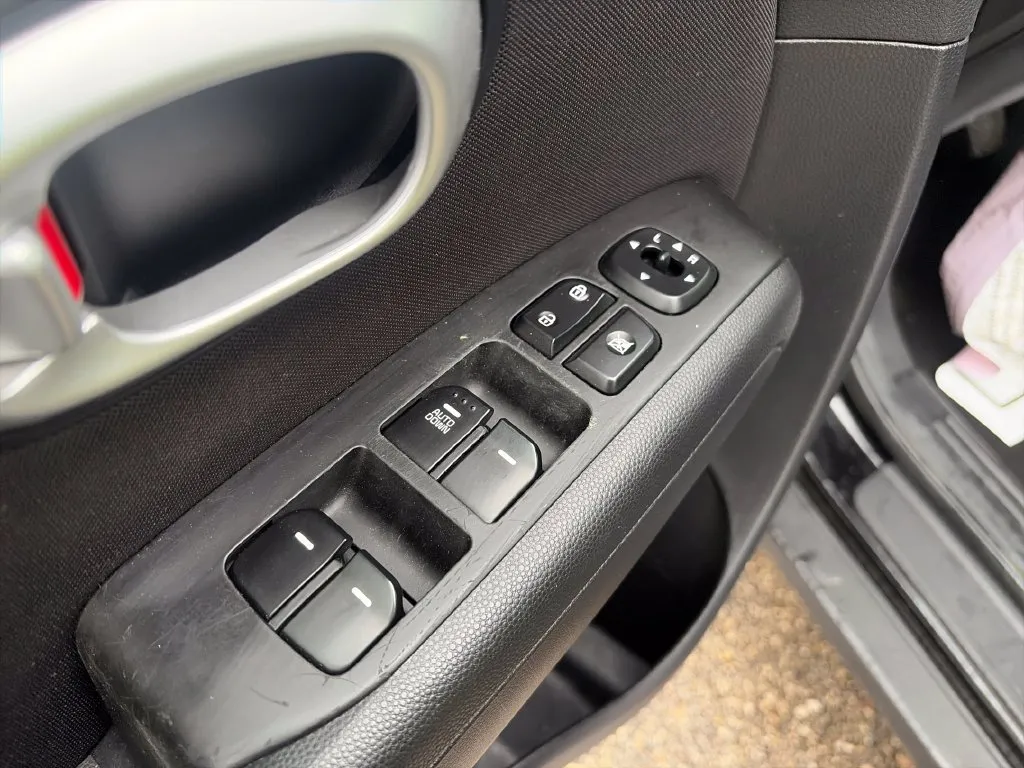 Kia Soul photo 14