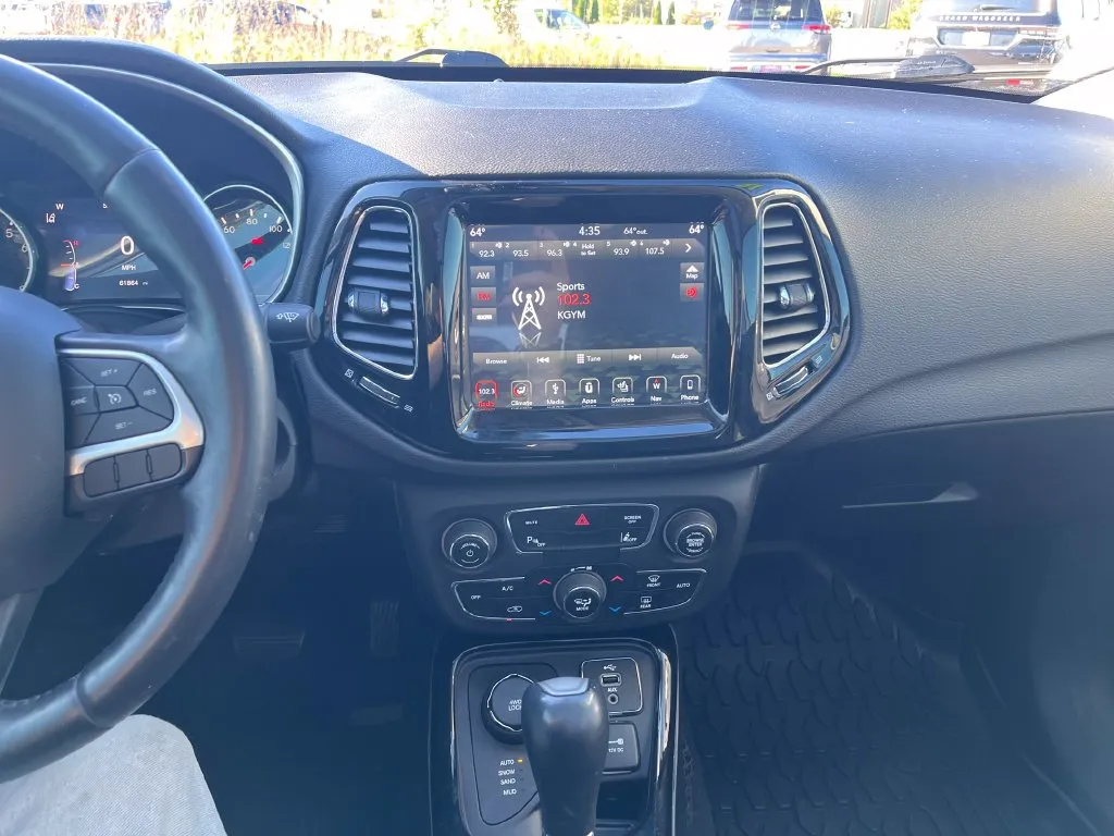 Jeep Compass photo 22