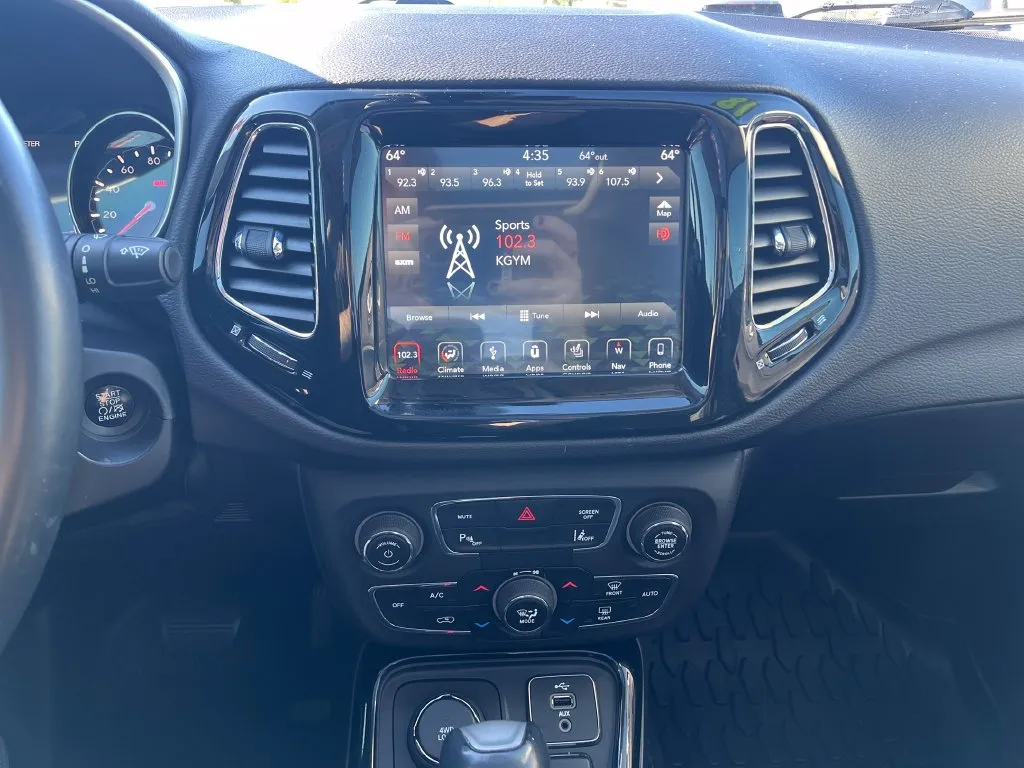 Jeep Compass photo 24