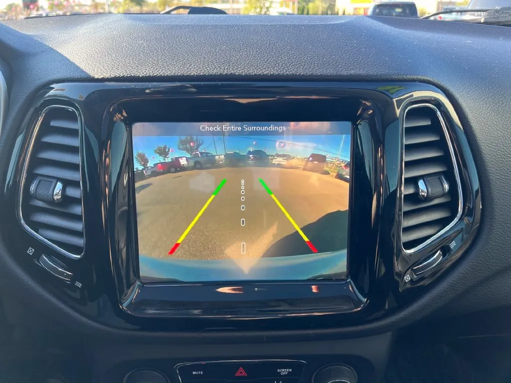 Jeep Compass photo 25