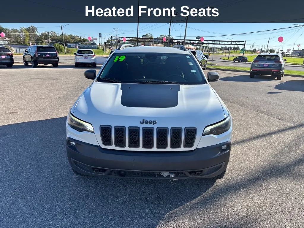 Jeep Cherokee photo 10