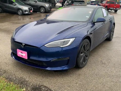Blue 2022 Tesla Model S for sale in Cedar Rapids, IA