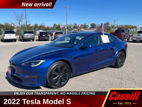 Blue 2022 Tesla Model S for sale in Cedar Rapids, IA