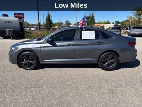 Photos of 2024 Volkswagen Jetta 1.5T SE for sale in Cedar Rapids, IA at Cassill Motors