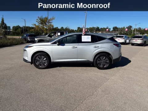 Photos of 2025 Nissan Murano SL for sale in Cedar Rapids, IA at Cassill Motors