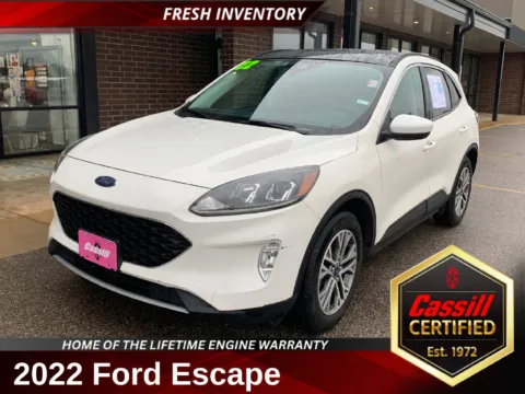 White 2022 Ford Escape SEL for sale in Cedar Rapids, IA