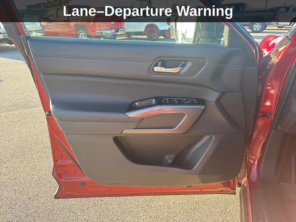 Nissan Pathfinder photo 13